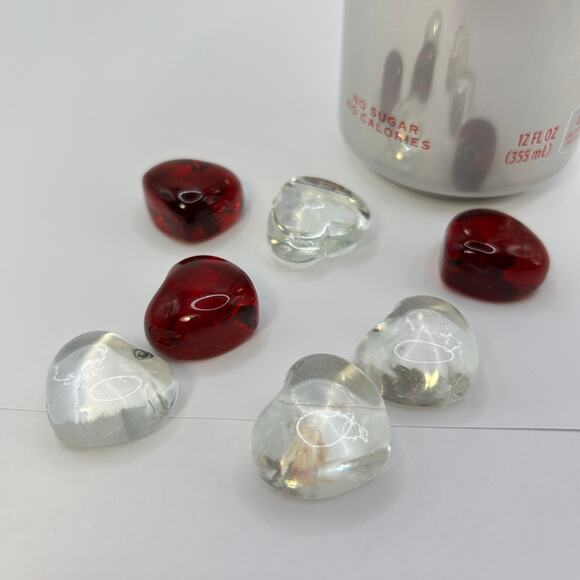 Lot of 7 Small Glass Hearts 4 Clear 3 Red - Picture 4 of 4